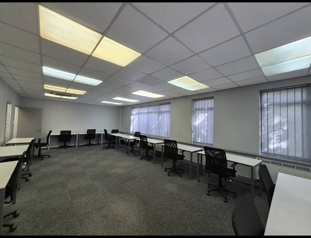 48M² OFFICE TO LET IN ROSEBANK